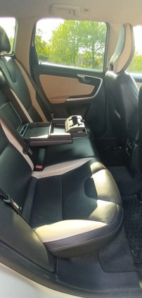 Volvo XC 60 cena 48500 przebieg: 270000, rok produkcji 2011 z Warta małe 106